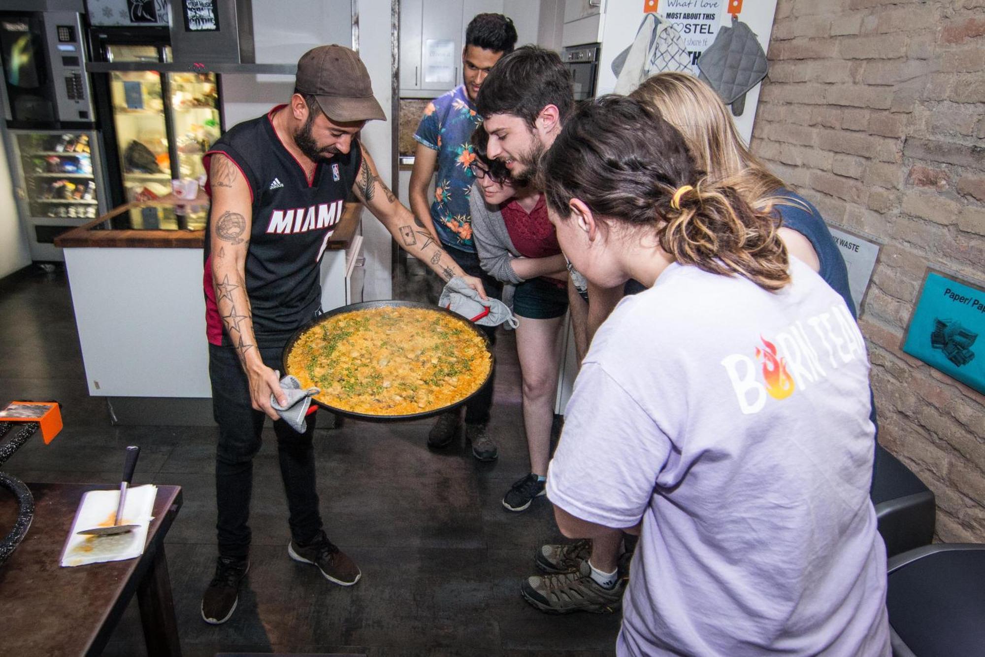 Black Swan Hostel Barcelona Ngoại thất bức ảnh