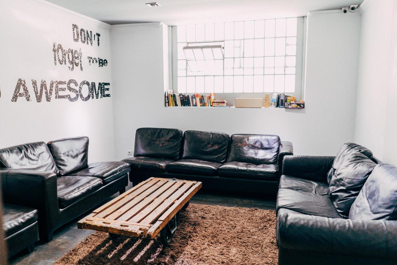 Black Swan Hostel Barcelona Ngoại thất bức ảnh