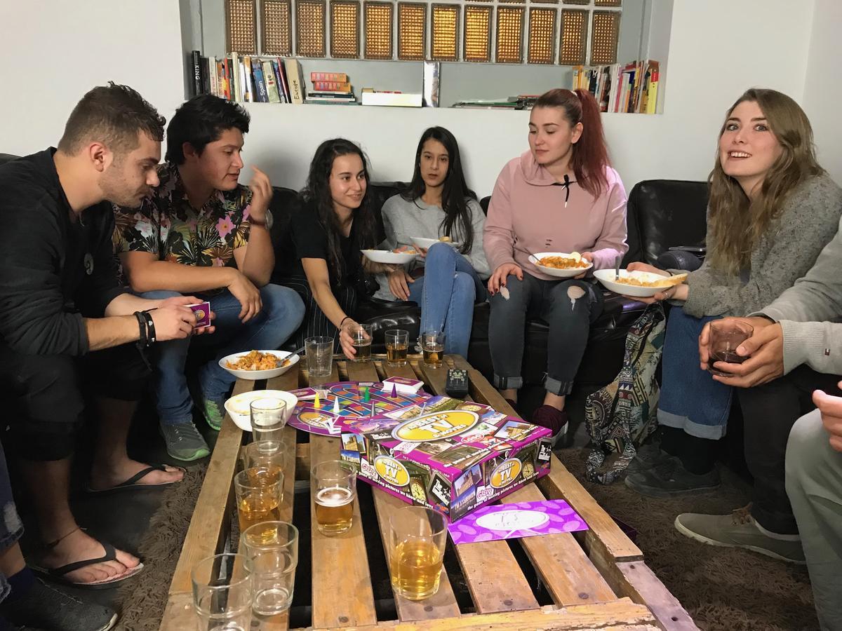 Black Swan Hostel Barcelona Ngoại thất bức ảnh